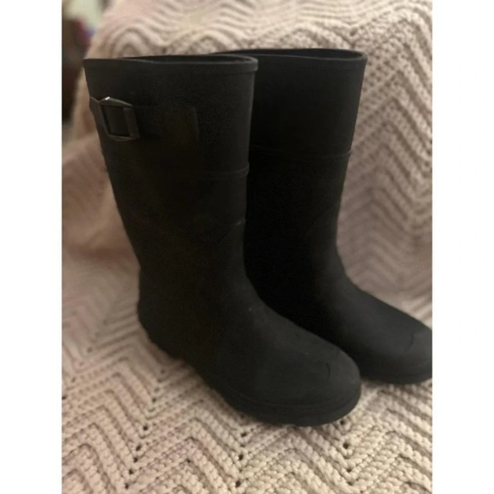 Girls Kamik Rain Boots‎ Size 3, With buckle